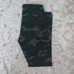 Good American Leggings